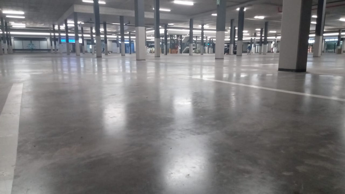 LARGE SCALE CONCRETE FLOOR REFINEMENT & SEALING – 5,900m²